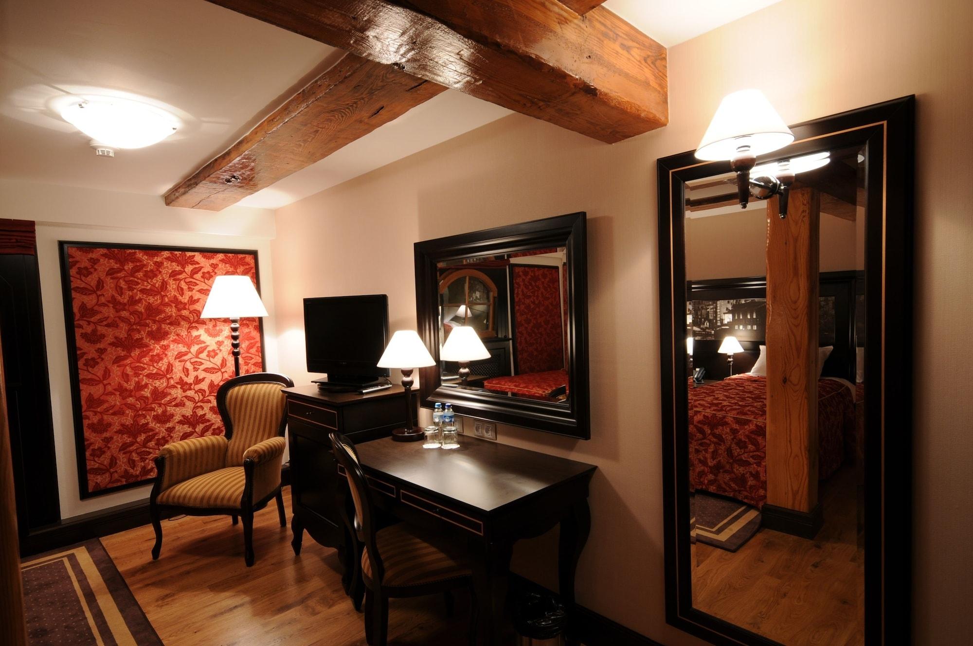 Hotel Gdansk Boutique Exterior photo A room at the hotel