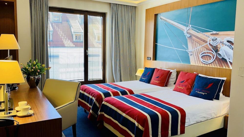 Hotel Gdansk Boutique Exterior photo A room at the hotel